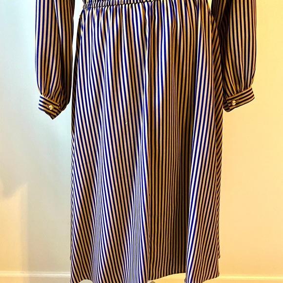 Vintage long sleeve tan and navy midi dress - Picture 4 of 7